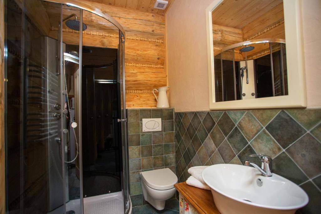 Фотографии номера Шале (для 6 взрослых) в  Domki w Białce 